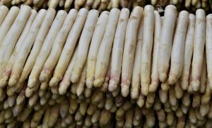 Weißer Spargel